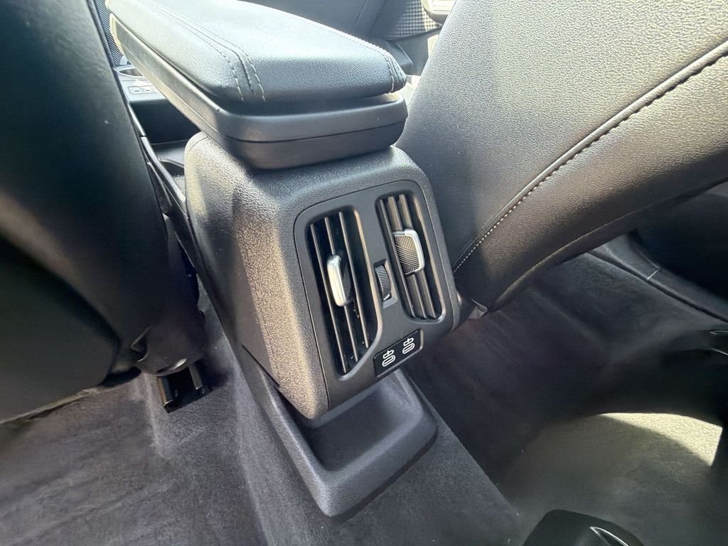 Used 2025 Silver BMW xDrive28i image 23