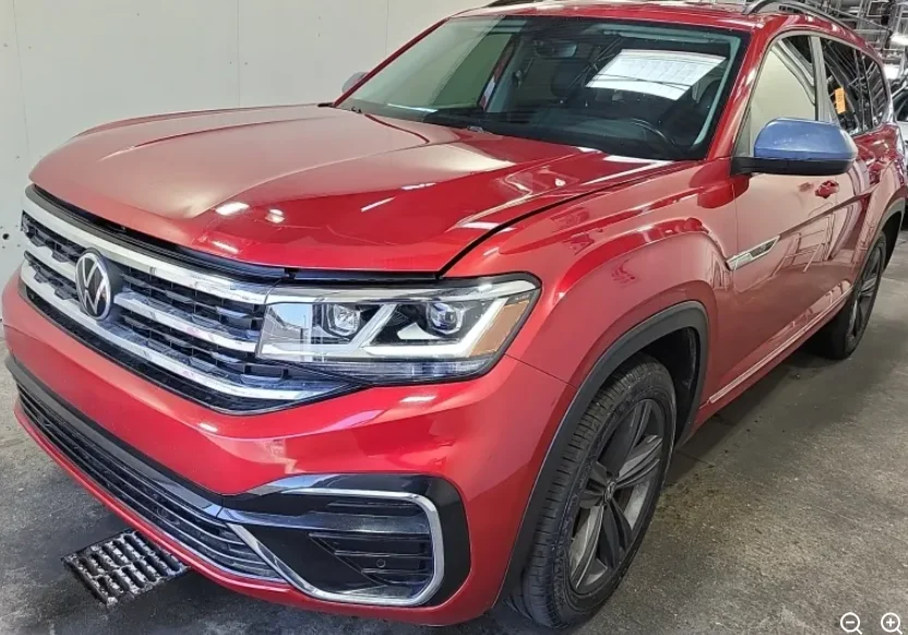 2021 Volkswagen Atlas 3.6L SE w/Tech R-Line 4MOTION's photo