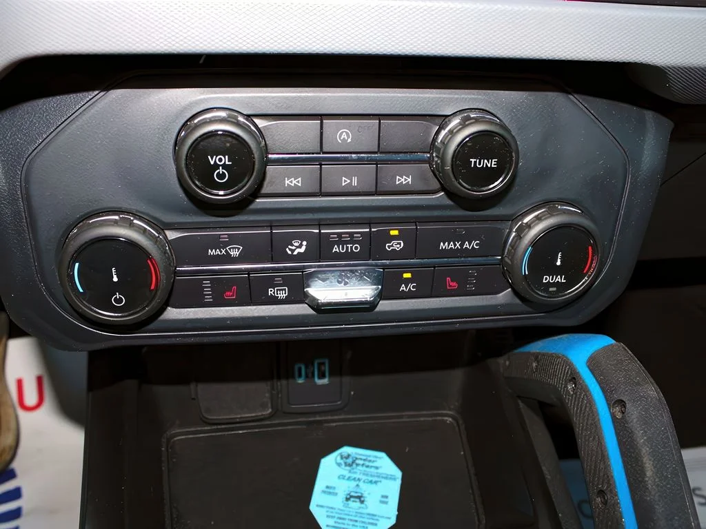 2022 Ford Bronco 4-Door Black Diamond - Photo 21