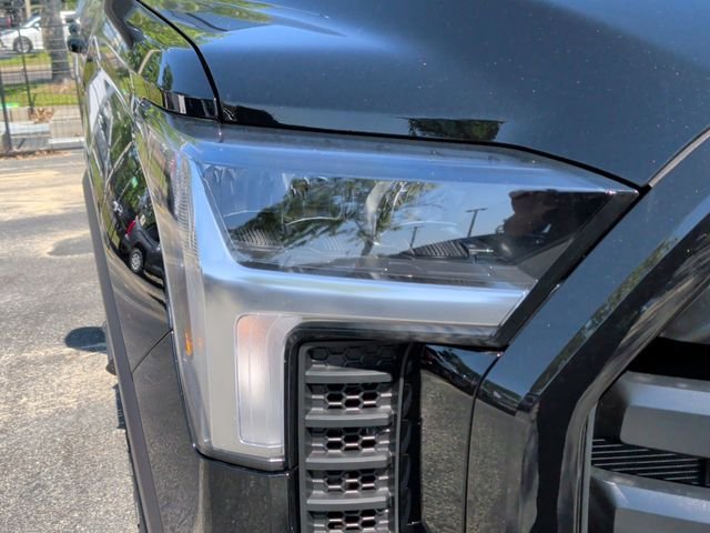 New 2026 Midnight Black Metallic Toyota SR5 image 10