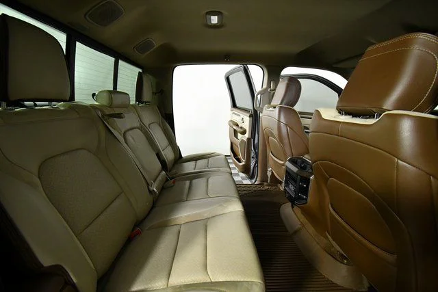 Used 2021 Silver Ram Laramie image 23