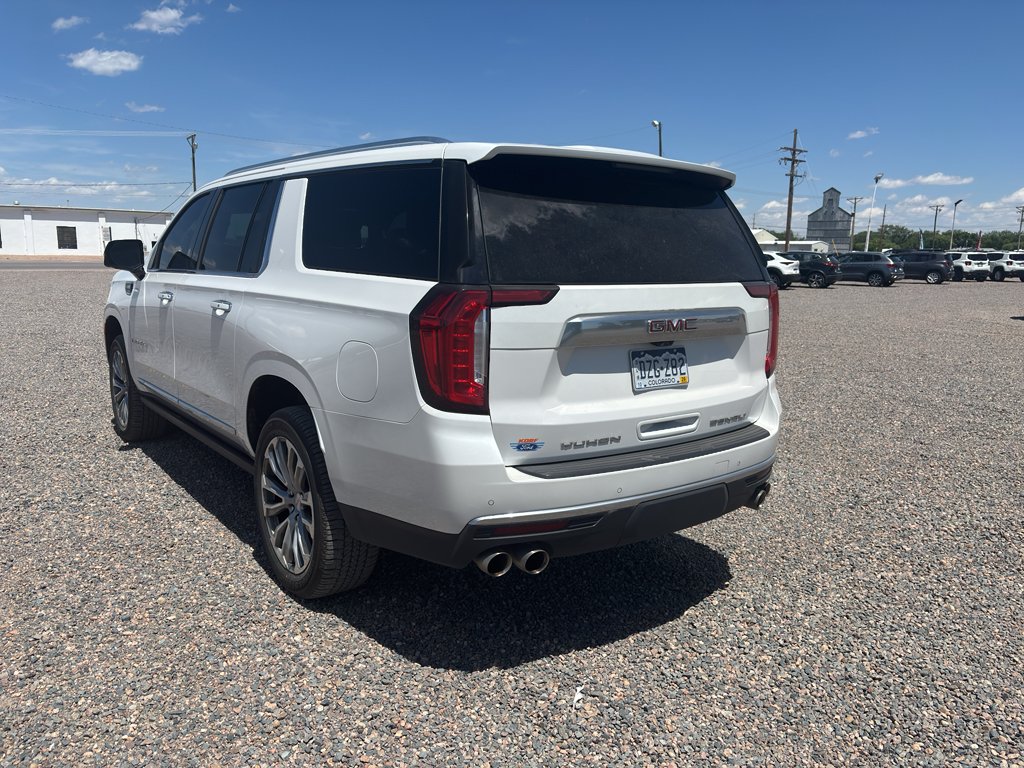Used 2021 White GMC Denali image 6