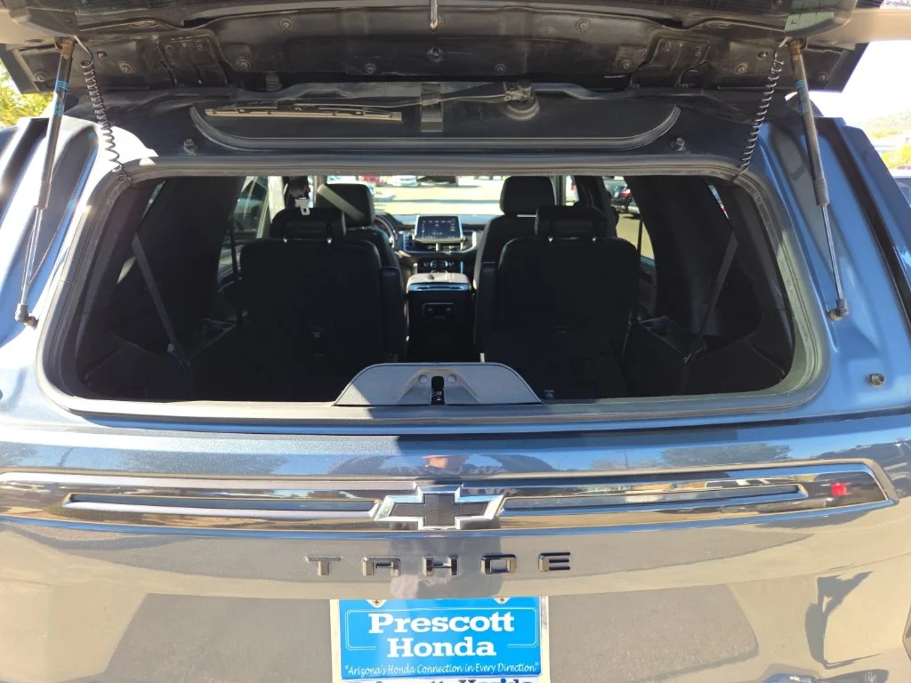 Used 2021 Gray Chevrolet Z71 image 22