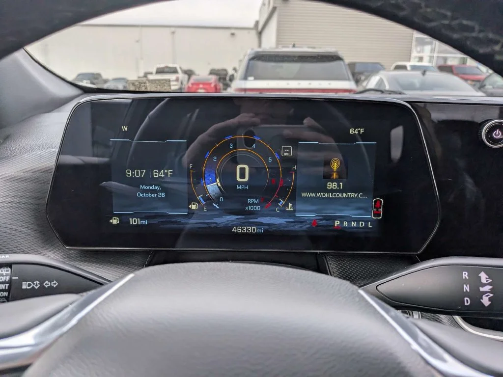 Certified Used 2025 Green Chevrolet LT image 28