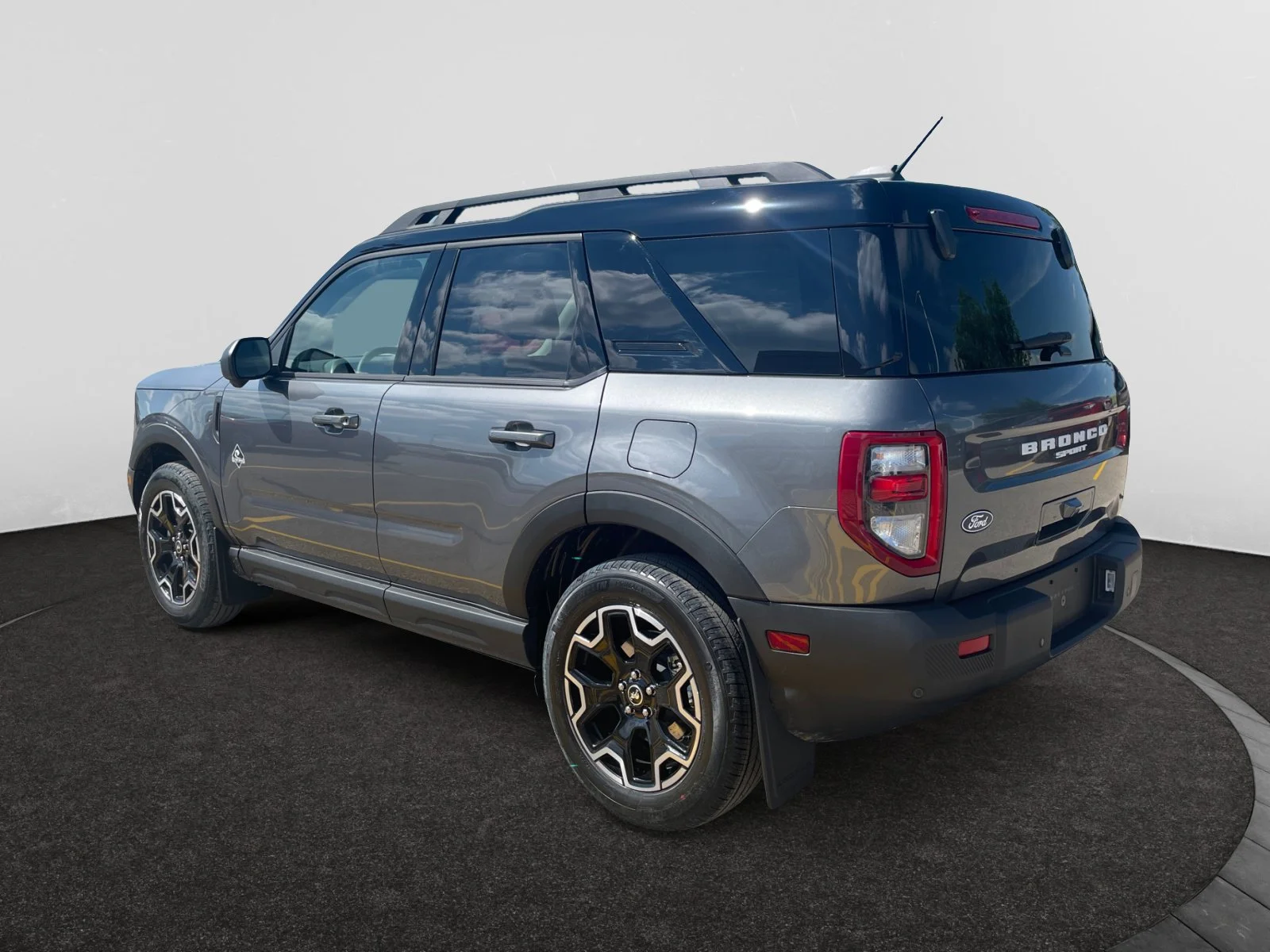 New 2026 Carbonized Grey Metallic Ford Outer Banks image 3