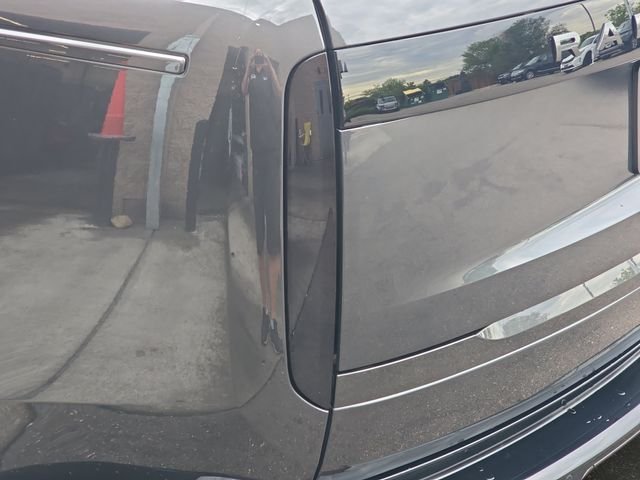 New 2026 Carpathian Grey Land Rover SE image 23