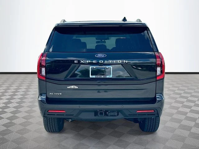 New 2026 Gray Metallic Ford Active image 5