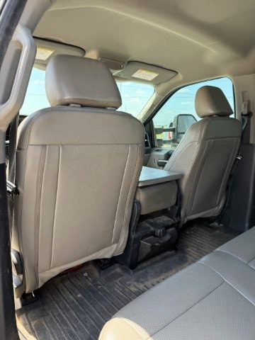 Used 2022 Gray Ford XL image 18