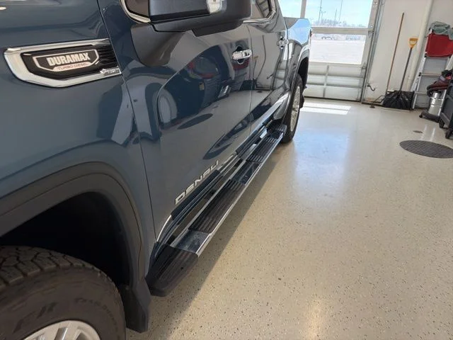 Used 2025 Blue GMC Denali image 11