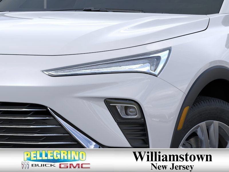 New 2026 Summit White Buick Preferred image 10