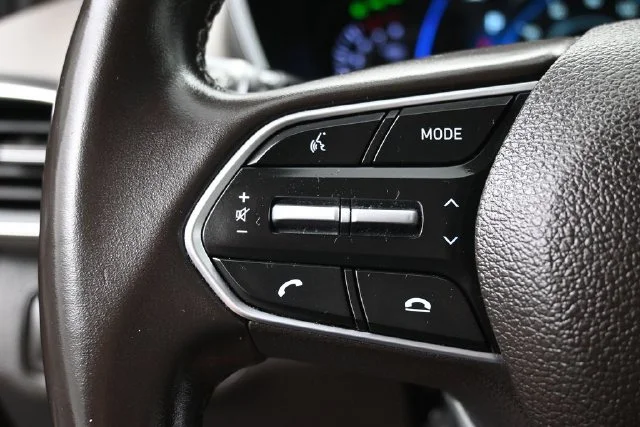Used 2020 Black Hyundai SEL image 19