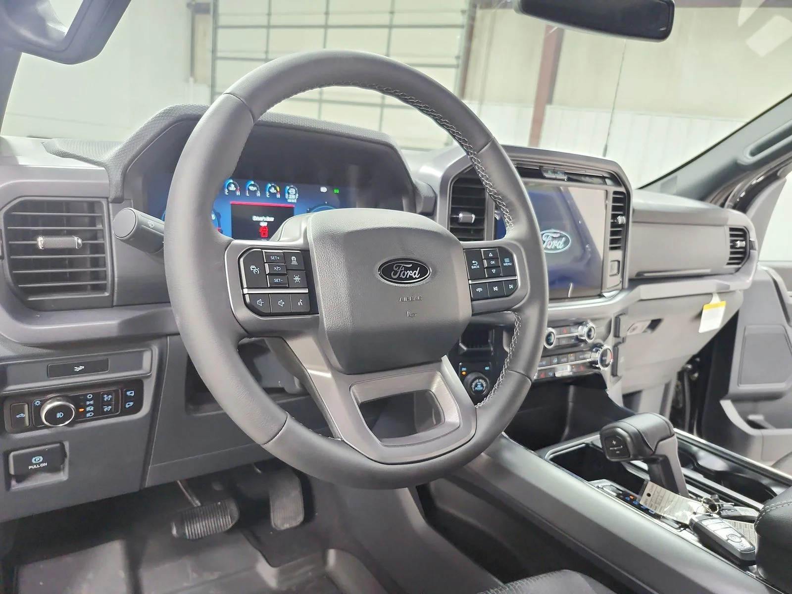 New 2026 Agate Black Metallic Ford XLT image 18
