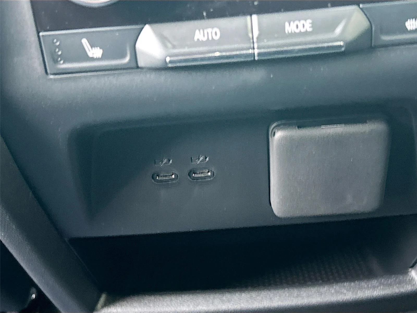 2026 GMC Acadia Elevation - Photo 24
