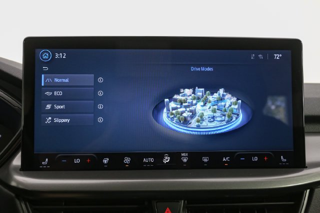 Used 2023 Silver Ford Active image 24