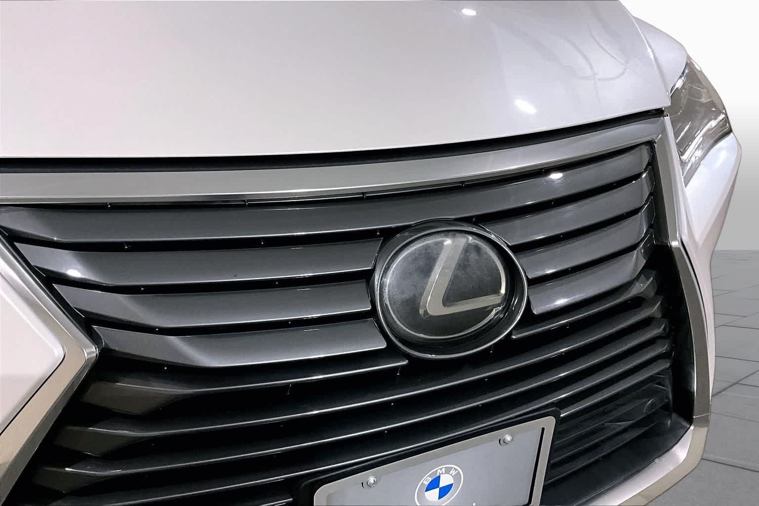 Used 2017 Eminent White Pearl Lexus  image 42