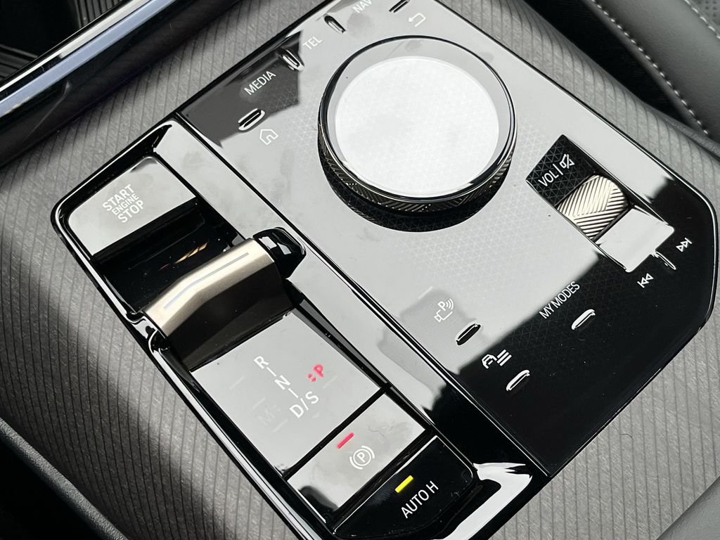 2025 BMW X3 30 - Photo 20