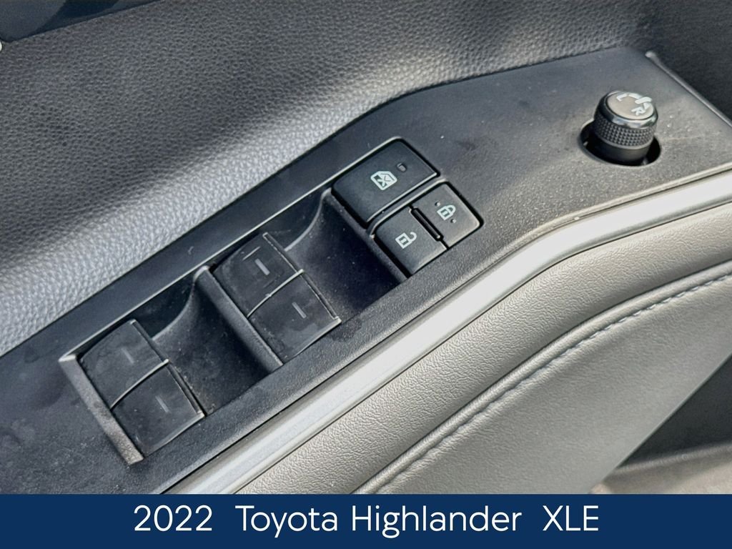 Used 2022 Silver Toyota XLE image 20