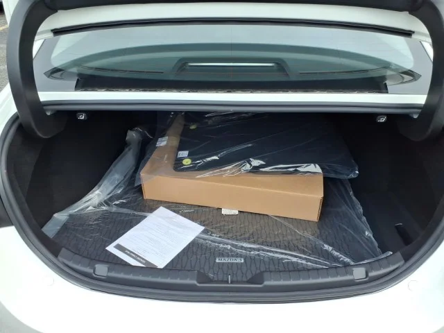 New 2026 Snowflake White Pearl Mazda 2.5 S Preferred image 16