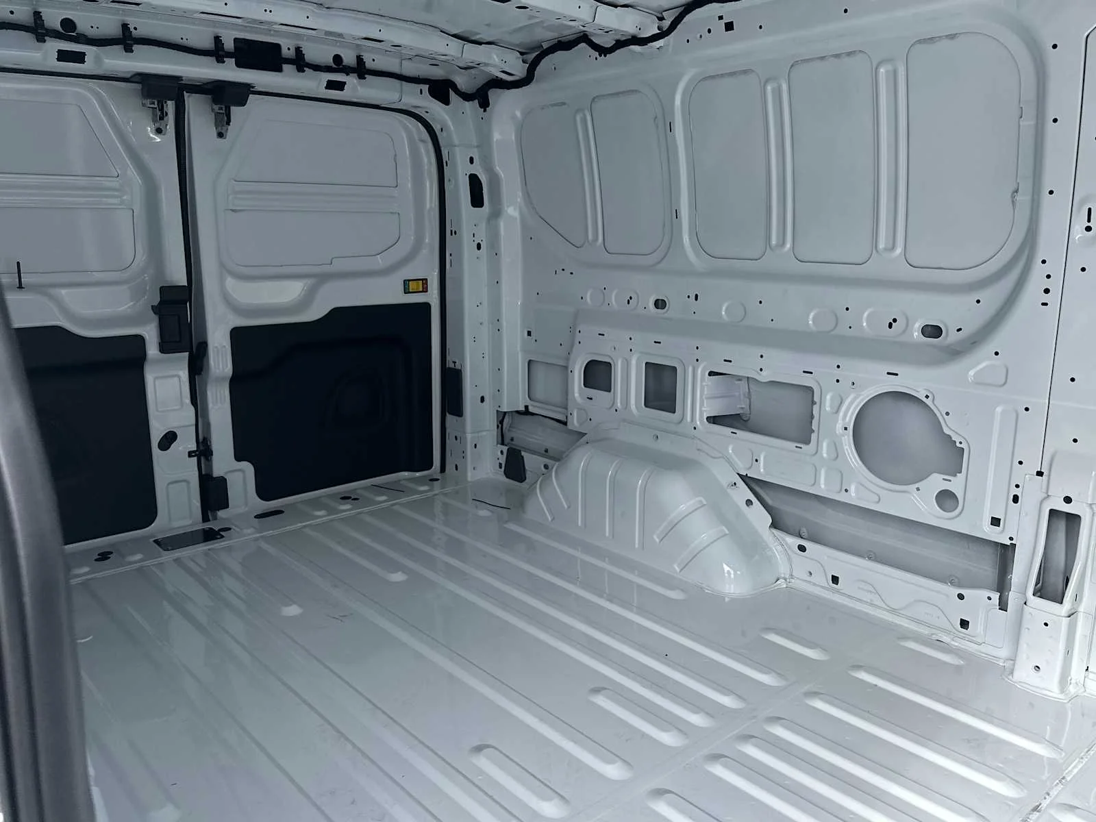 New 2026 Oxford White Ford Cargo Van image 17