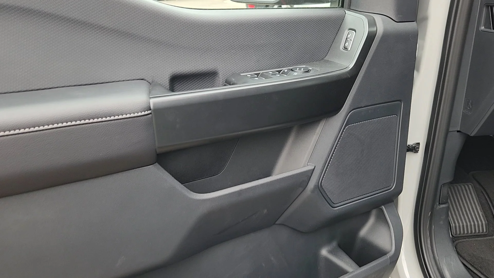 New 2026 Avalanche Ford STX image 28