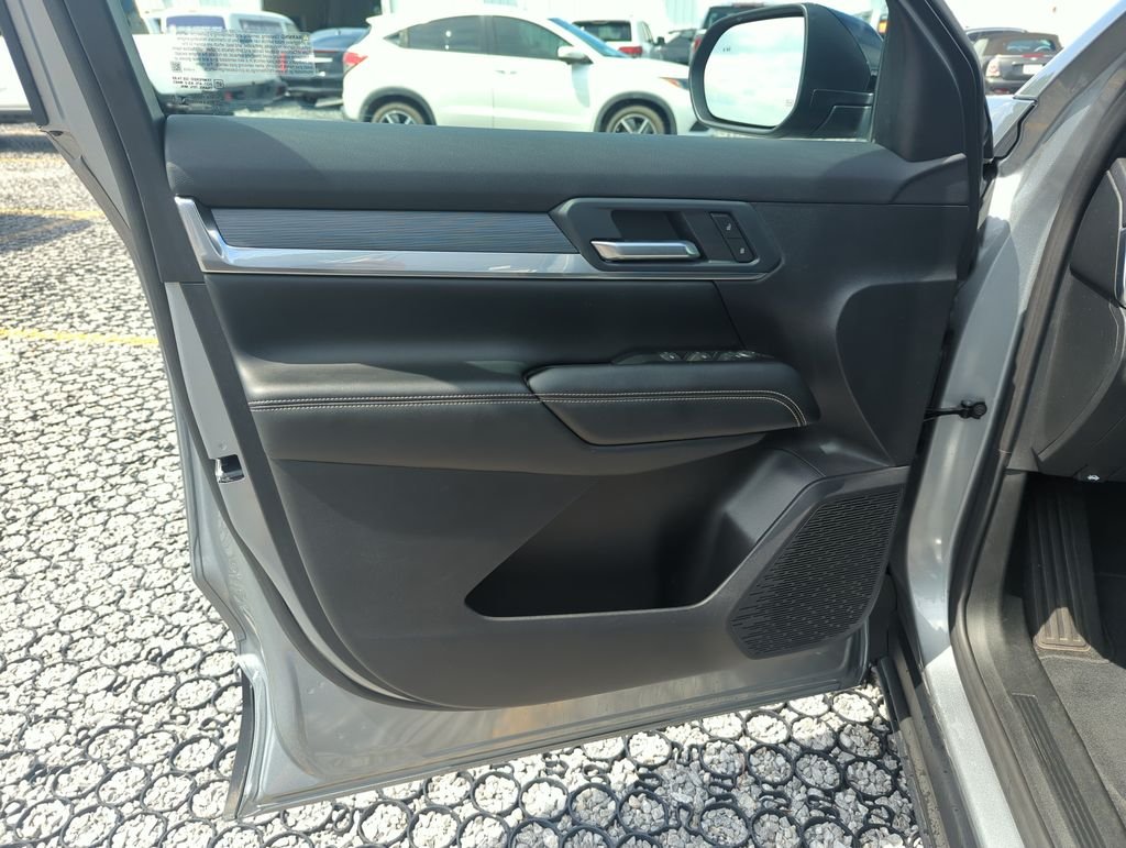 Used 2026 Silver GMC Elevation image 17