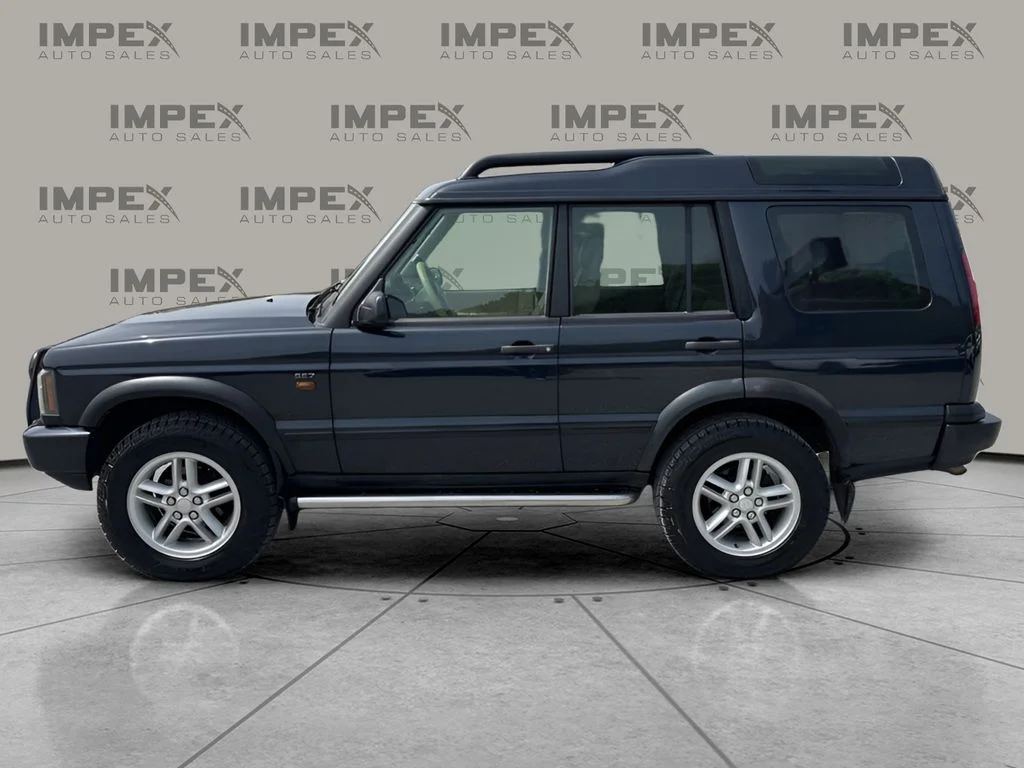 Used 2004  Land Rover SE image 2