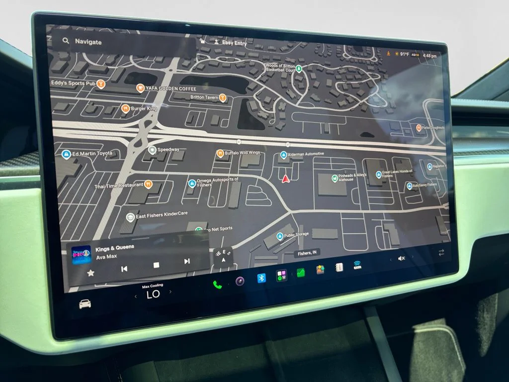 Used 2022 White Tesla Plaid image 21