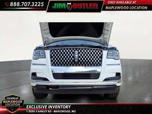 Used 2024 White Lincoln Black Label L image 27