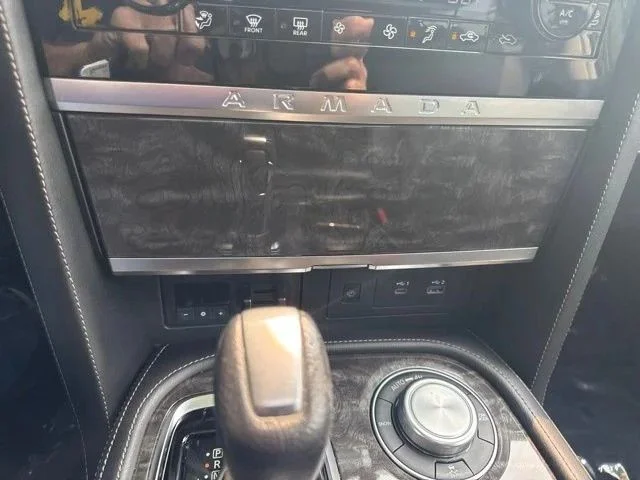 Used 2024 Red Pearl Nissan Platinum image 33