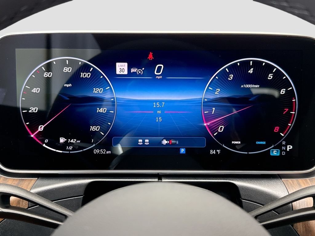 New 2026 Polar White Mercedes-Benz CLE 450 image 32