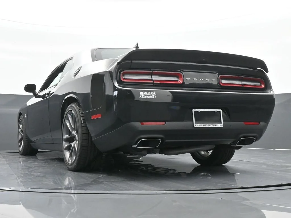 Used 2022 Pitch Black Clearcoat Dodge R/T Scat Pack image 51
