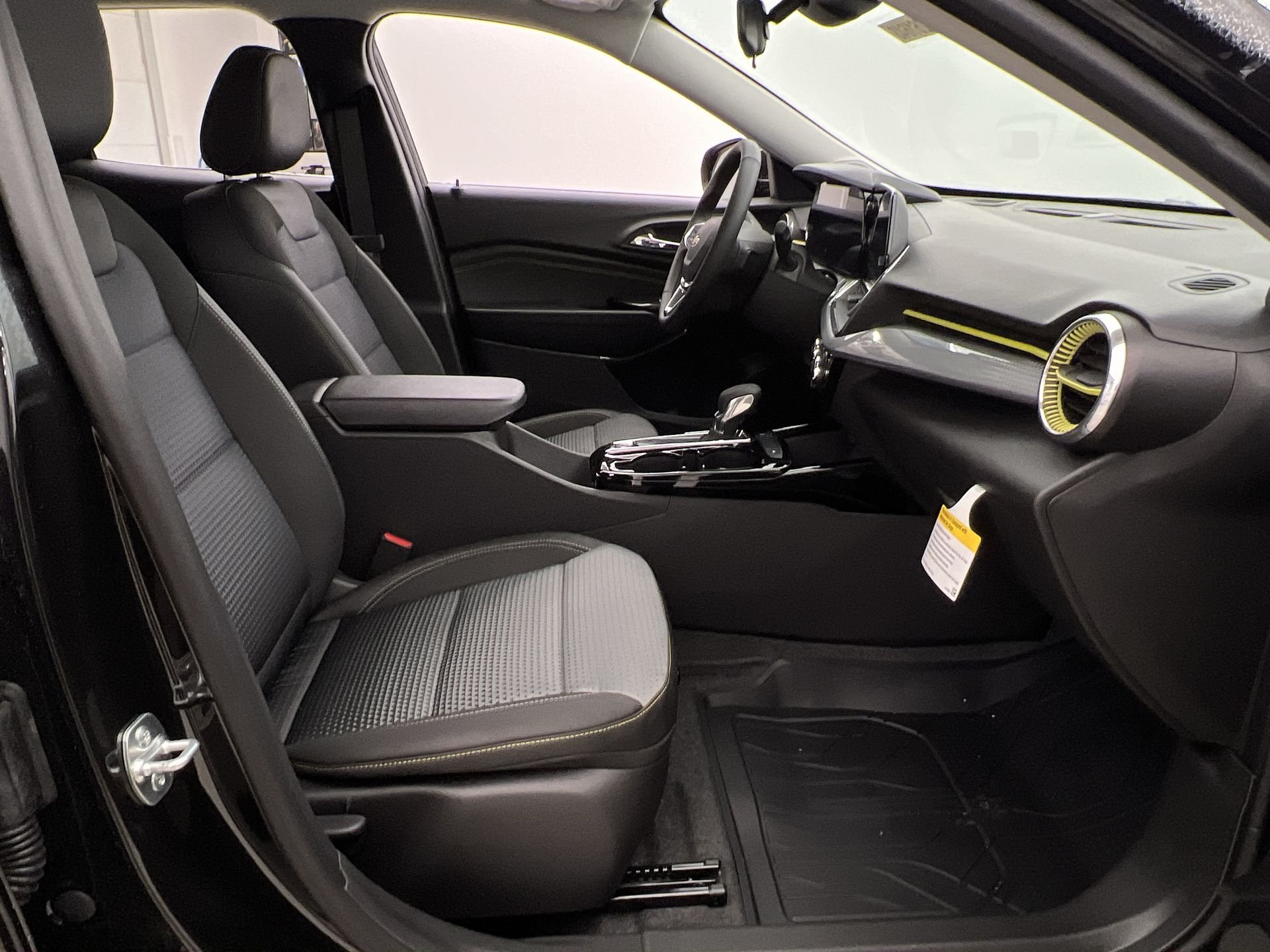2026 Chevrolet Trax LT - Photo 82