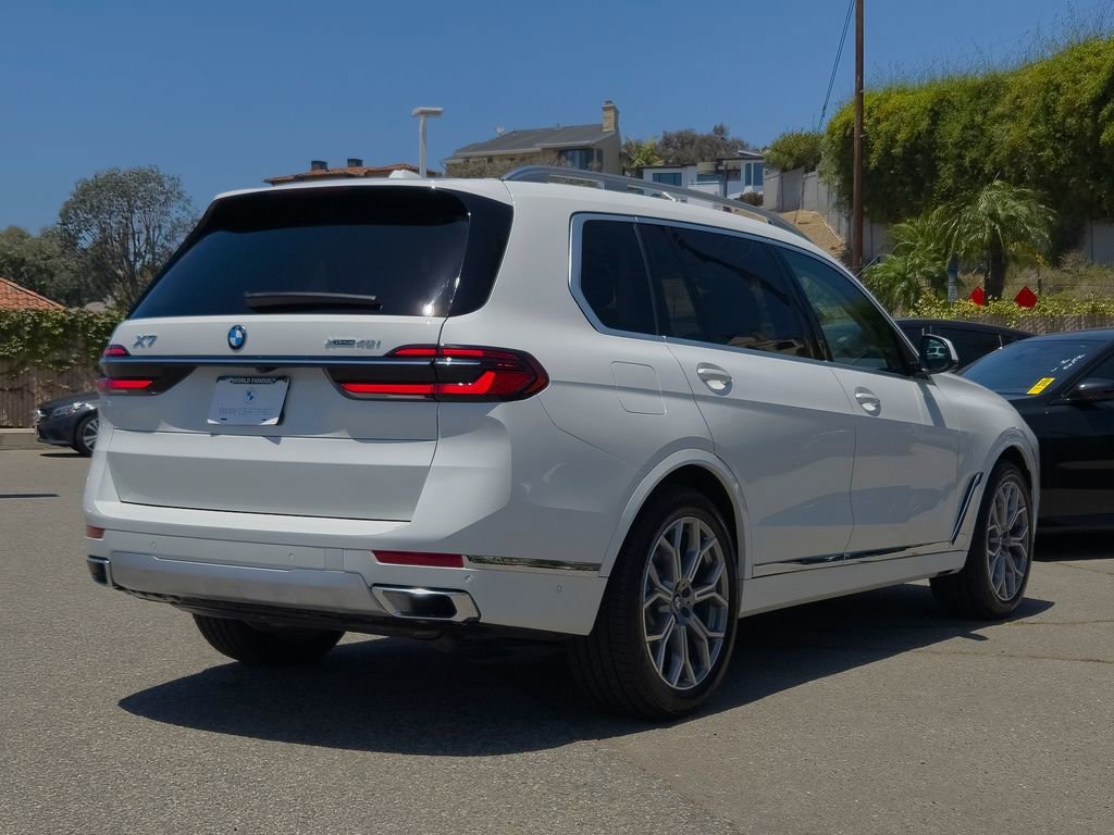 Used 2024 Alpine White BMW xDrive40i image 26