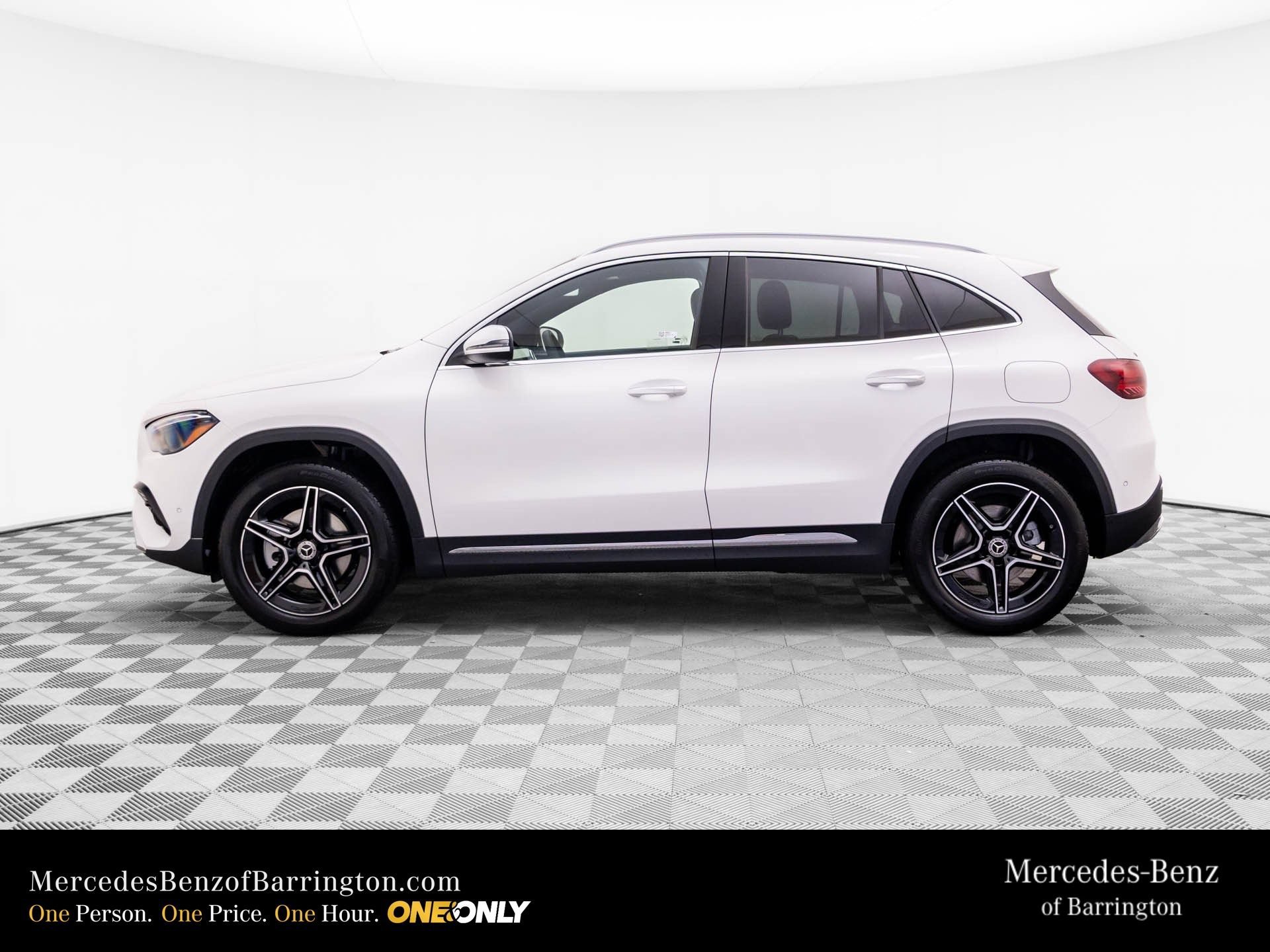 New 2026 Polar White Mercedes-Benz GLA 250 image 47