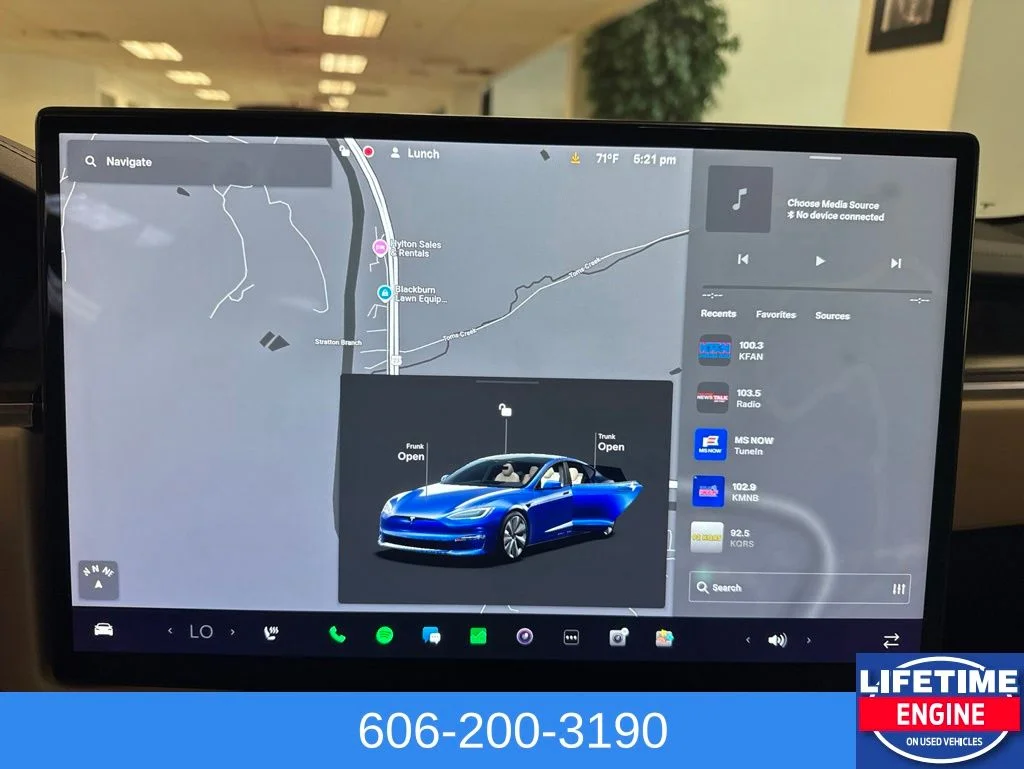 Used 2021  Tesla Plaid image 16