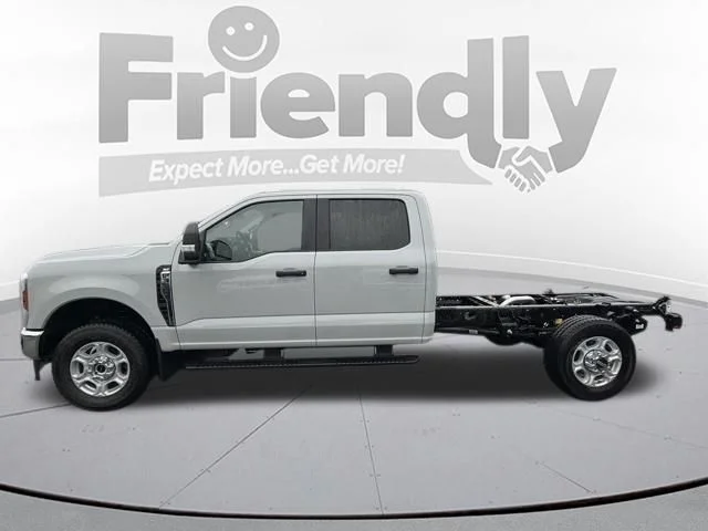 New 2026 Avalanche Gray Ford F-350® XLT image 57