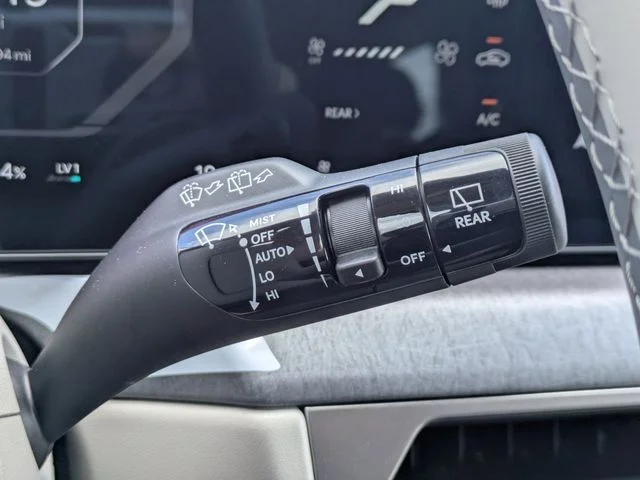 New 2026 Ocean Blue Kia Wind AWD image 29