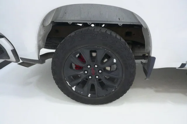 Used 2022 WHITE Chevrolet Custom image 6