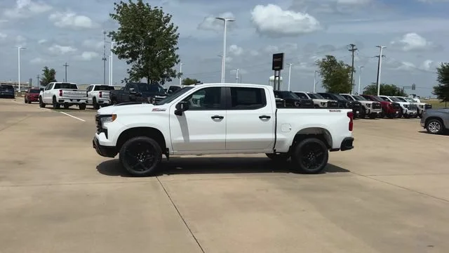 New 2026 Summit White Chevrolet LT Trail Boss image 6