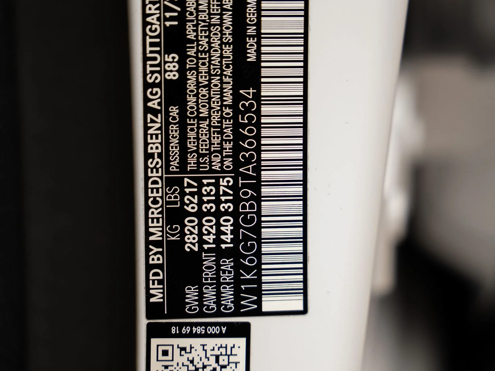 Used 2026 White Mercedes-Benz S 580 image 63