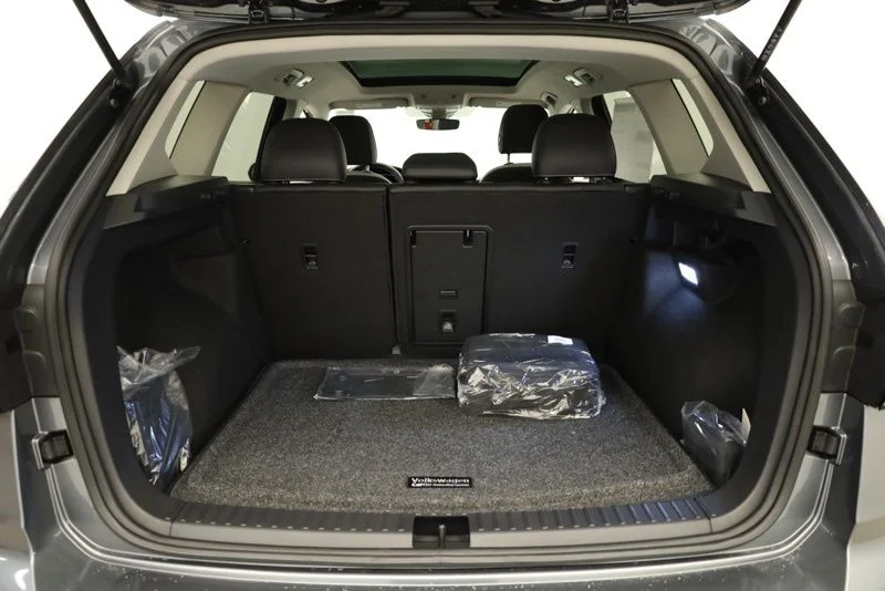 New 2026 Gray Volkswagen 1.5T SE image 36