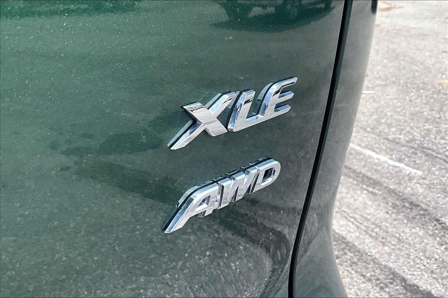 Used 2025 Cypress Toyota XLE image 9