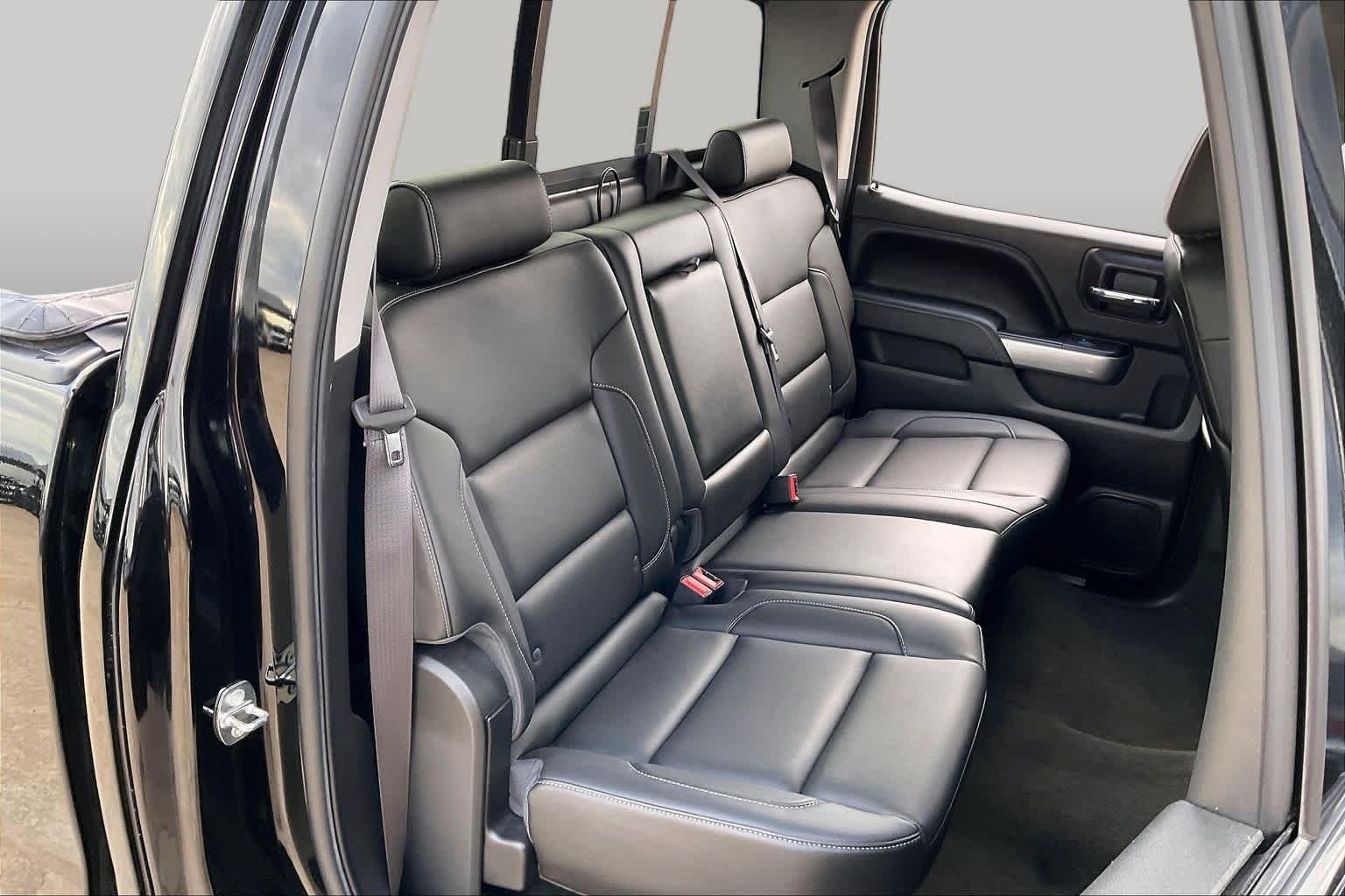 Used 2015 Black Chevrolet LTZ image 17