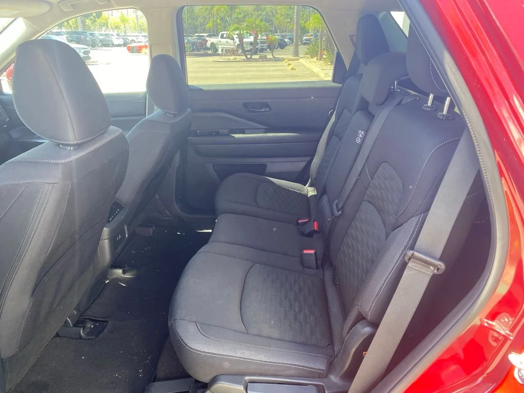 Used 2024 Red Nissan SV image 3