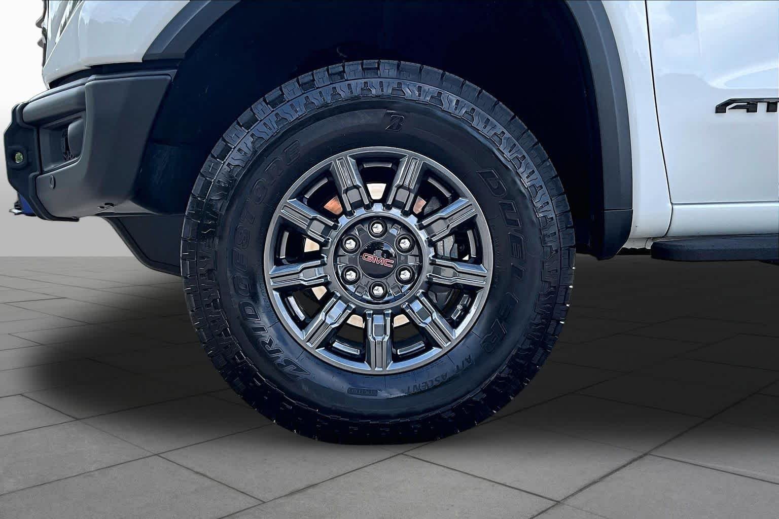 Used 2025 Summit White GMC AT4X image 10