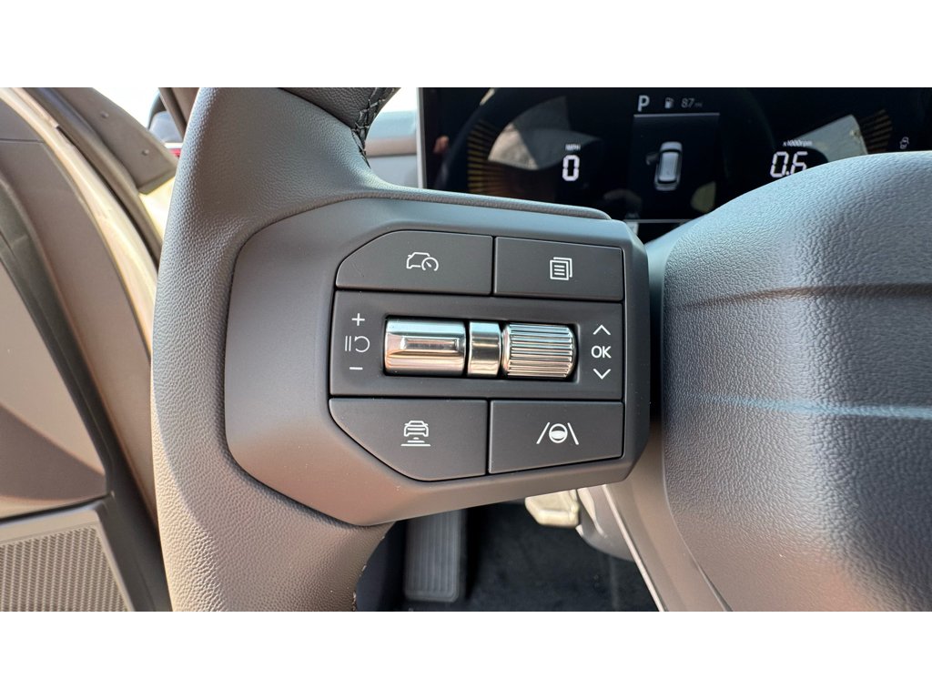 New 2027 Snow White Pearl / Black Roof Kia X-Line S image 12