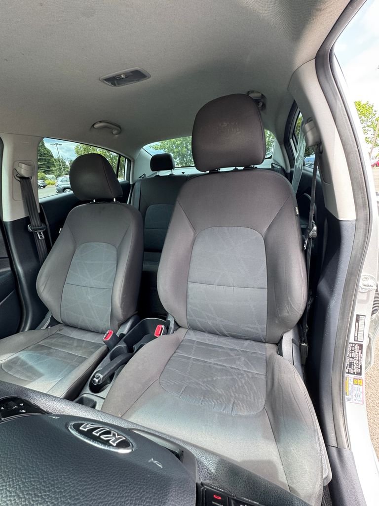 Used 2016 Bright Silver Metallic Kia LX image 16