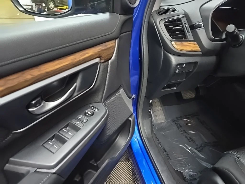 Used 2020  Honda EX image 29