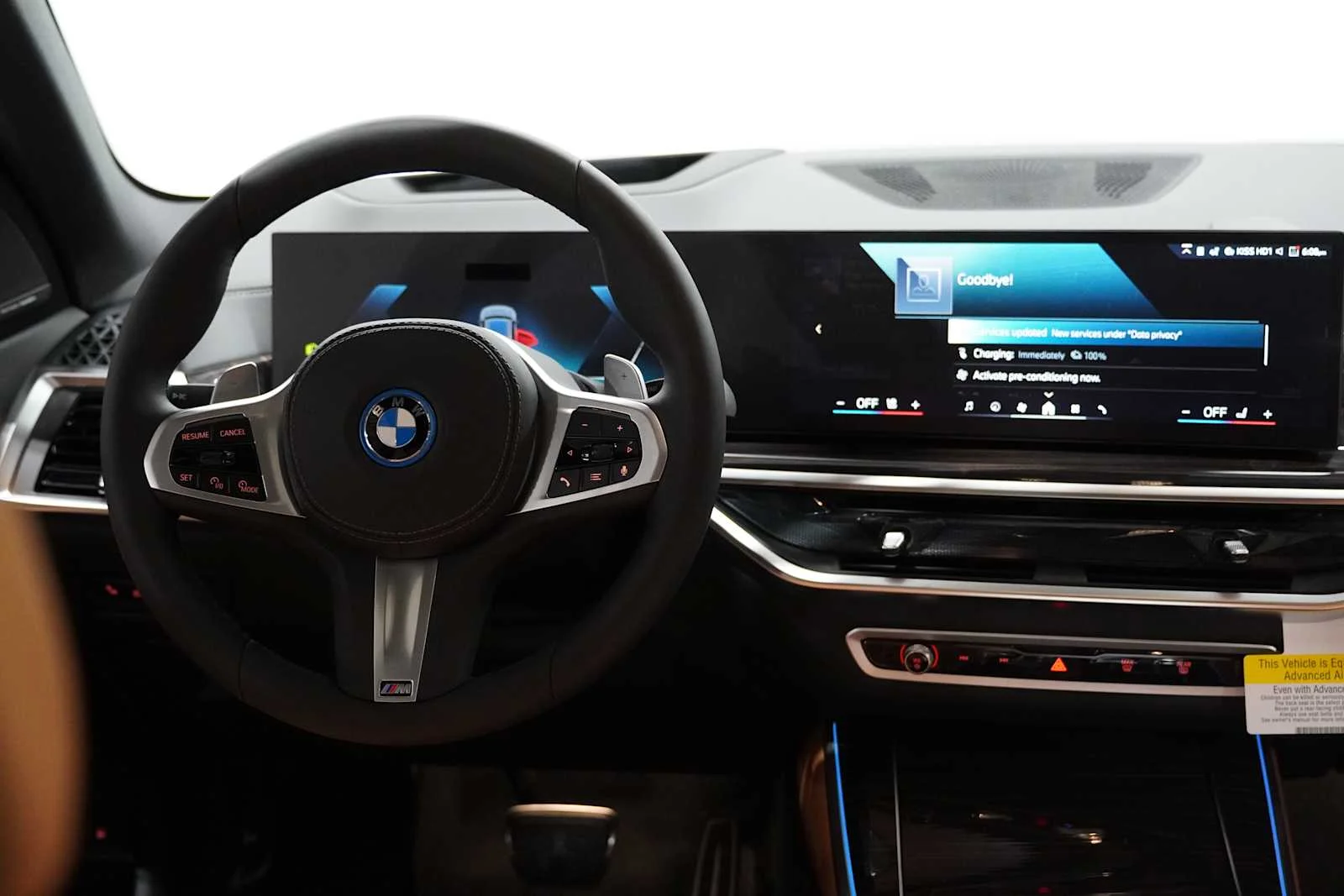 New 2026 Dravit Grey Metallic BMW xDrive50e image 10