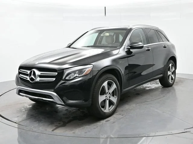 Used 2017 Black [black] Mercedes-Benz GLC 300 image 3